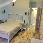 Beyaz Tas Butik فندق