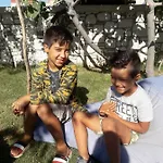 Beyaz Tas Butik فندق 2*