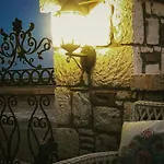 Beyaz Tas Butik فندق