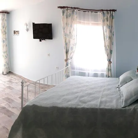 Beyaz Tas Butik Szálloda 2*