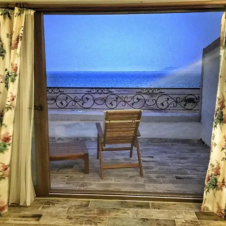 Beyaz Tas Butik Hotel Ayvalik