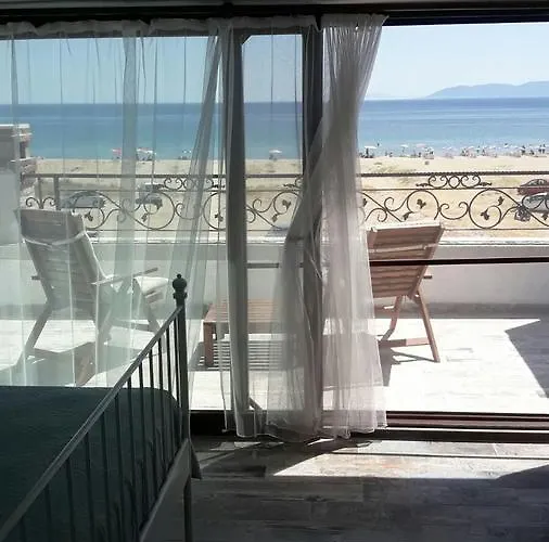 Beyaz Tas Butik Hotel Ayvalı