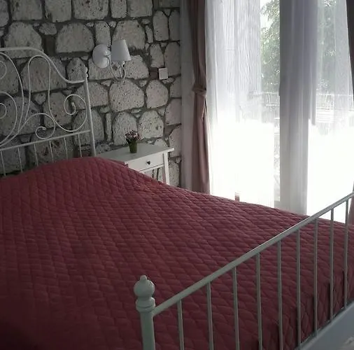 Hotel Beyaz Tas Butik Ayvalı