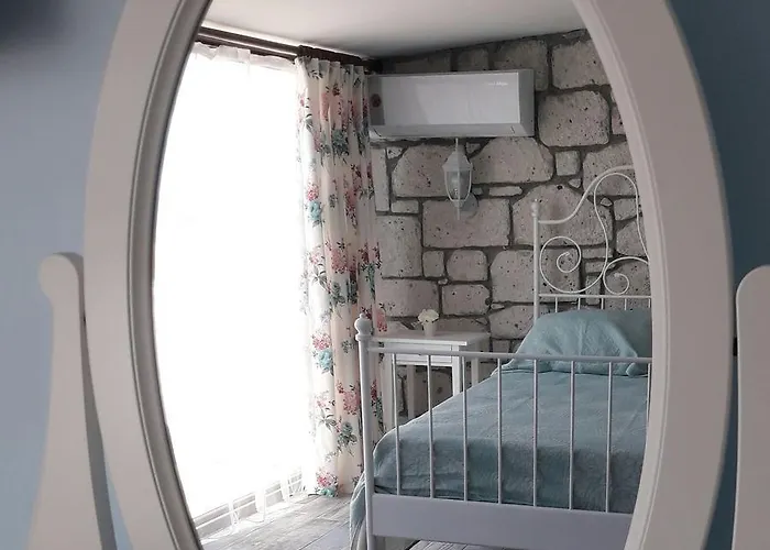 Hotel Beyaz Tas Butik Ayvalı